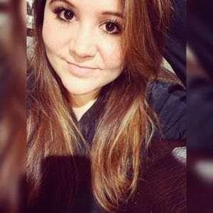 Meet your Posher, Raycie